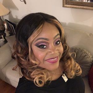 Meet your Posher, Annette